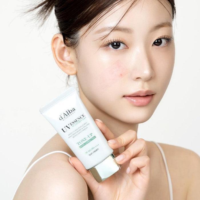 [d'Alba] Waterfull UV Essence Tone Up Sun Cream Green Correcting SPF 50+ PA++++ 50ml