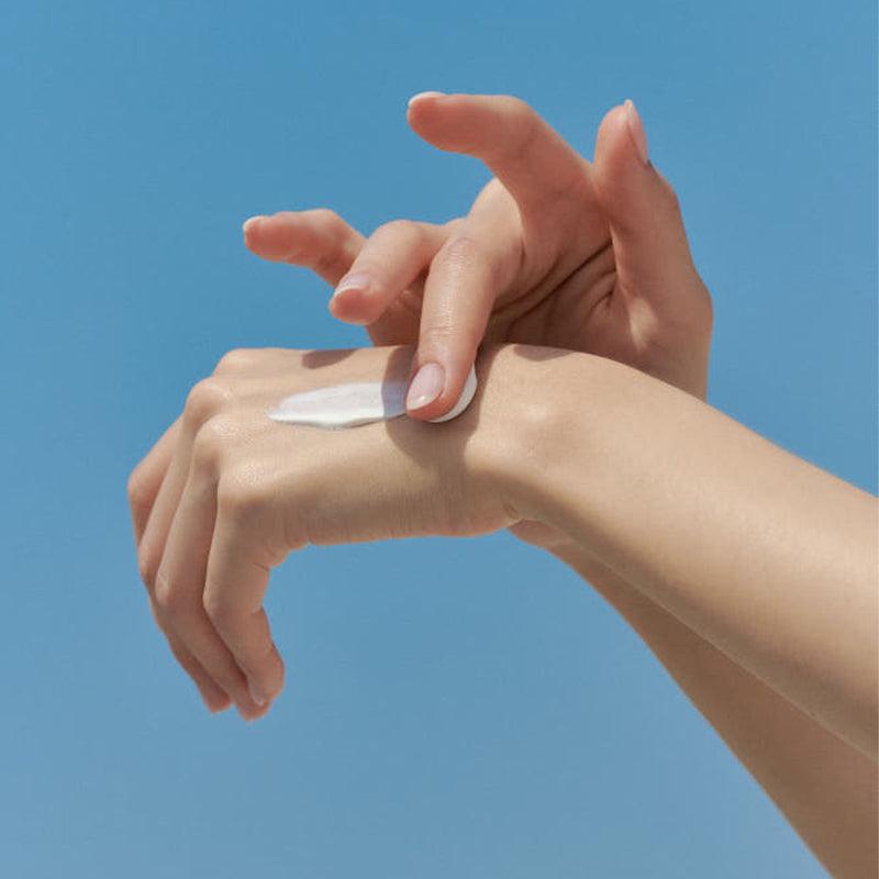 [celimax] Oil Control Light Sunscreen SPF 50+ PA++++ 40ml