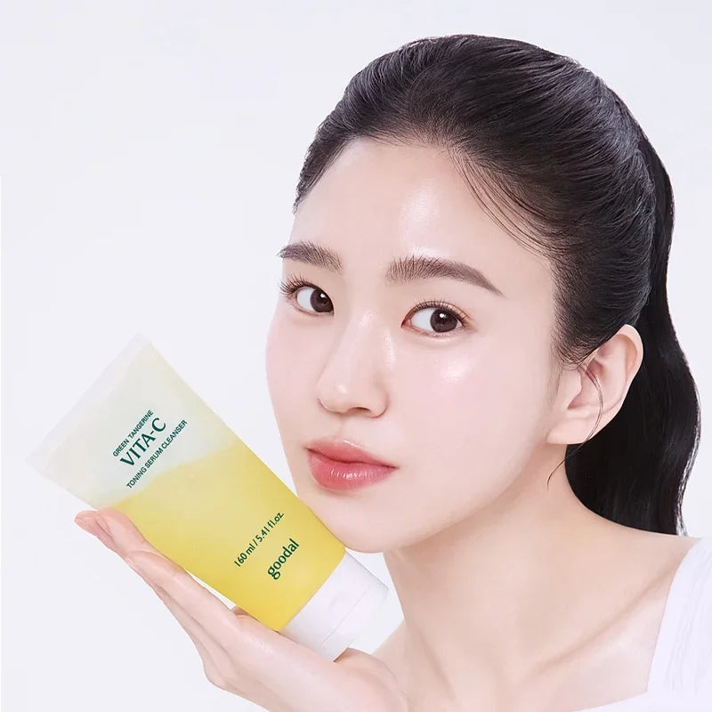 [goodal] Green Tangerine Vita C Toning Serum Cleanser 160ml
